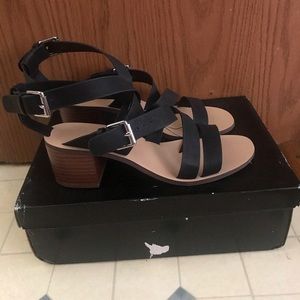Forever 21 Healed sandals